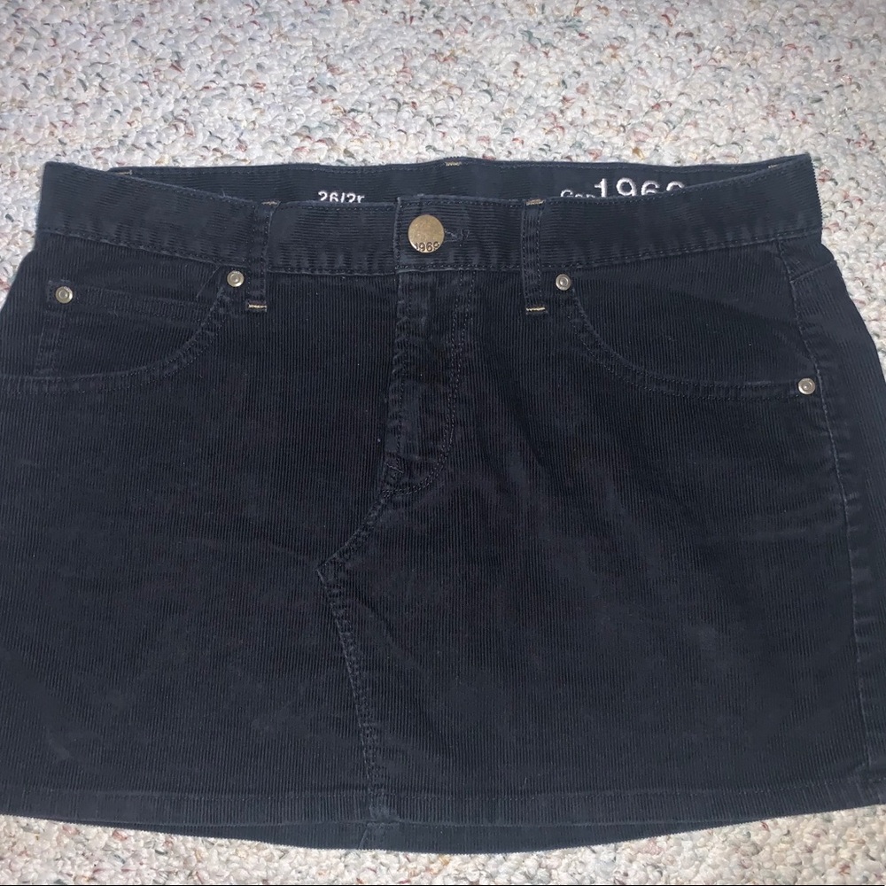 ⭐️Women’s GAP courdory skirt, ⭐️⭐️3/$30